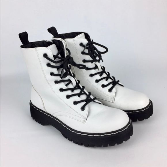 Sincerly Jules Shoes - Sincerely Jules White Harley Lace Up Combat Boots Size 7